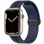 Mobigear Stripe Mag Bracelet Silicone Apple Watch Fermeture magnétique - 49/46/45/44 mm - Noir / Bleu Marin