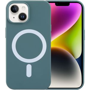 Mobigear Rubber Touch Coque iPhone 15 MagSafe Coque arrière en Silicone - Vert