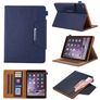 Mobigear Luxury Coque iPad 8 (2020) Etui + Porte-crayon - Bleu