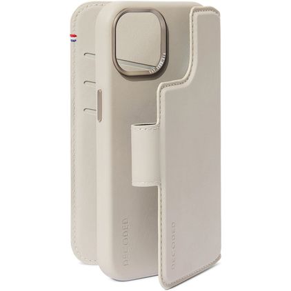 Decoded Detachable Wallet Housse iPhone 15 MagSafe Etui avec Coque Détachable en Cuir Véritable Porte-Monnaie - Clay