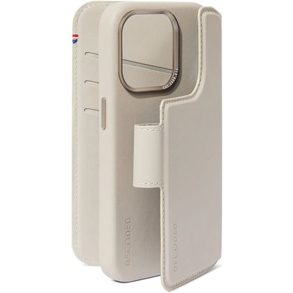 Decoded Detachable Wallet Housse iPhone 15 Pro MagSafe Etui avec Coque Détachable en Cuir Véritable Porte-Monnaie - Clay