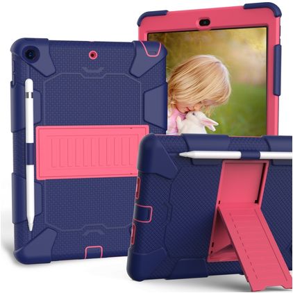 Mobigear ShieldStand Coque iPad 9 (2021) Coque arrière en Plastique rigide,Silicone + Porte-crayon + Support Amovible - Bleu / Rose