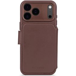 Decoded Detachable Wallet Housse iPhone 17 Pro MagSafe Etui avec Coque Détachable en Cuir Véritable Porte-Monnaie - Chocolate Brown