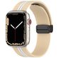 Mobigear Stripe Mag Bracelet Silicone Apple Watch Fermeture magnétique - 42/41/40/38 mm - Blanc / Beige
