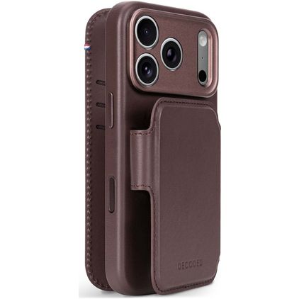 Decoded Detachable Wallet Housse iPhone 18 Pro Max MagSafe Etui avec Coque Détachable en Cuir Véritable Porte-Monnaie - Chocolat Brown