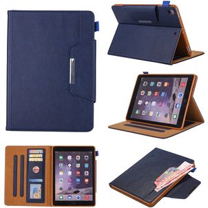 Mobigear Luxury Coque iPad 8 (2020) Etui + Porte-crayon - Bleu