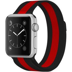 Mobigear Color Loop Bracelet Milanais Apple Watch Fermeture magnétique - 42/41/40/38 mm - Noir / Rouge