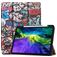Mobigear Tri-Fold Gel Coque iPad Pro 11 Pouces (2020) Etui en TPU,Similicuir + Porte-crayon - Graffiti