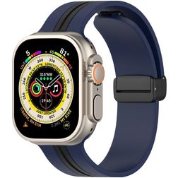 Mobigear Stripe Mag Bracelet Silicone Apple Watch Fermeture magnétique - 49/46/45/44 mm - Noir / Dark Blue