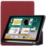 Mobigear Tri-Fold Gel Coque iPad 5 (2017) Etui en TPU,Similicuir + Porte-crayon - Bordeaux